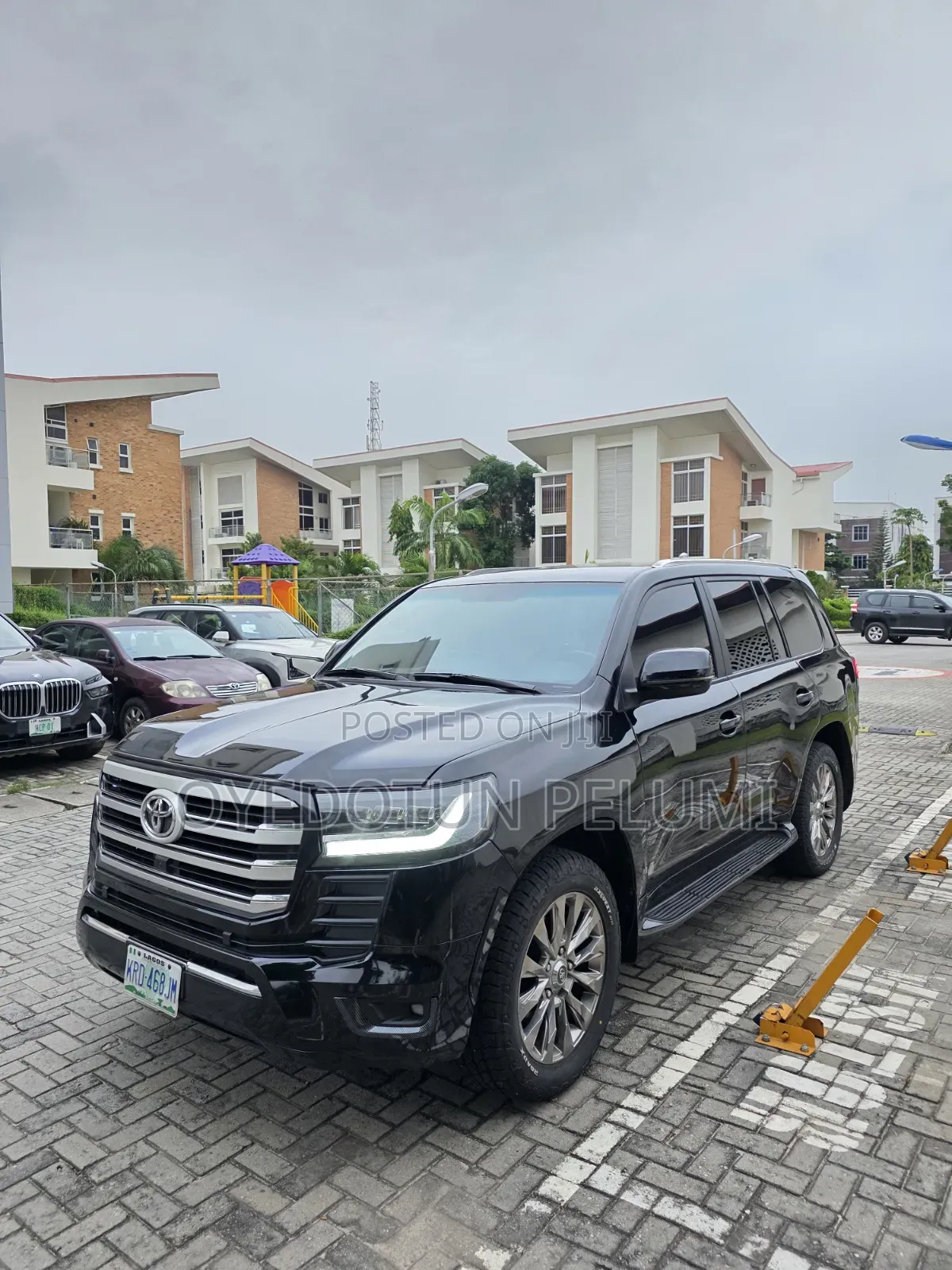 Toyota Land Cruiser 2012 Black