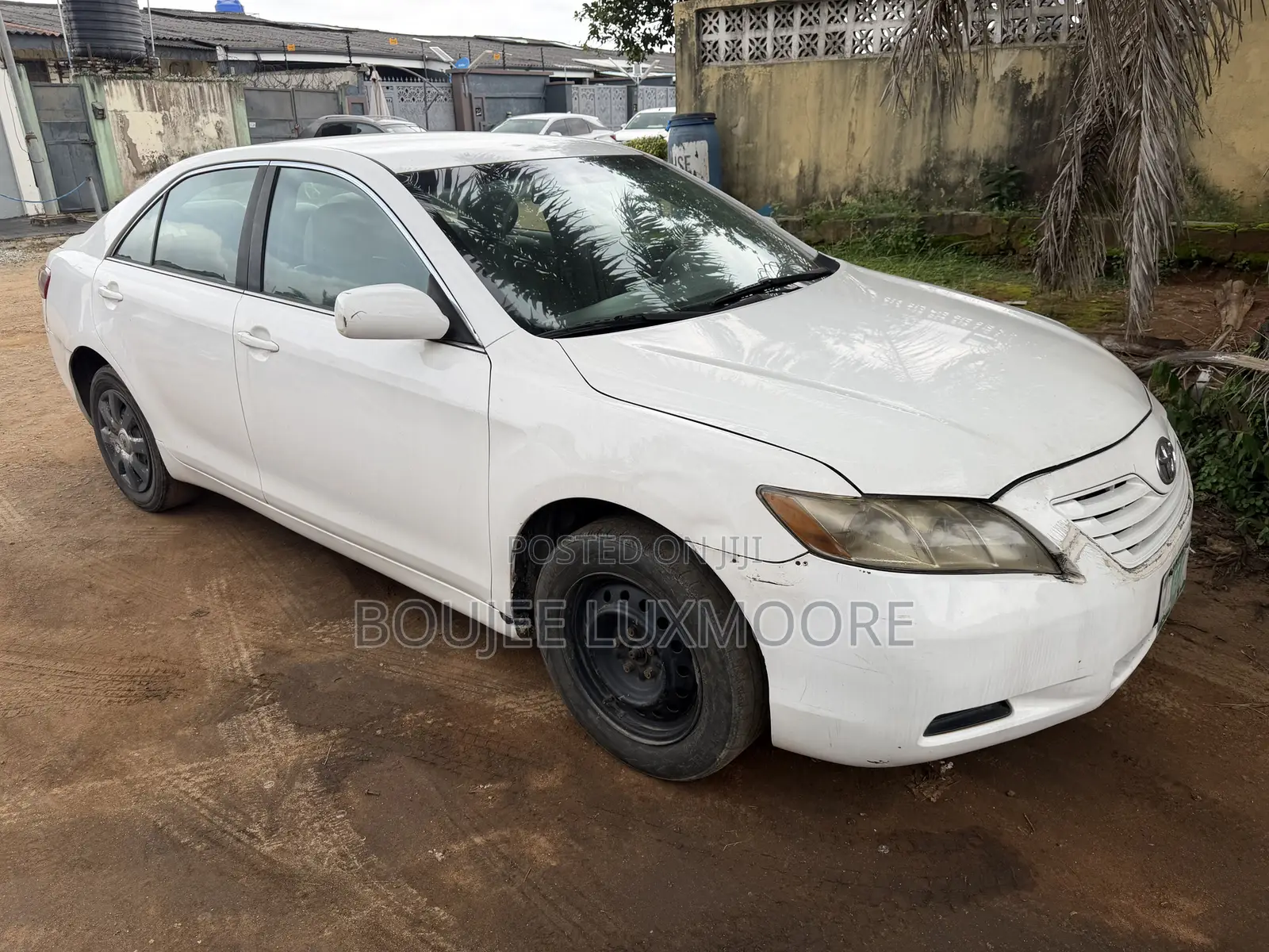 Toyota Camry LE 4dr Sedan (2.4L 4cyl 5A) 2009 White