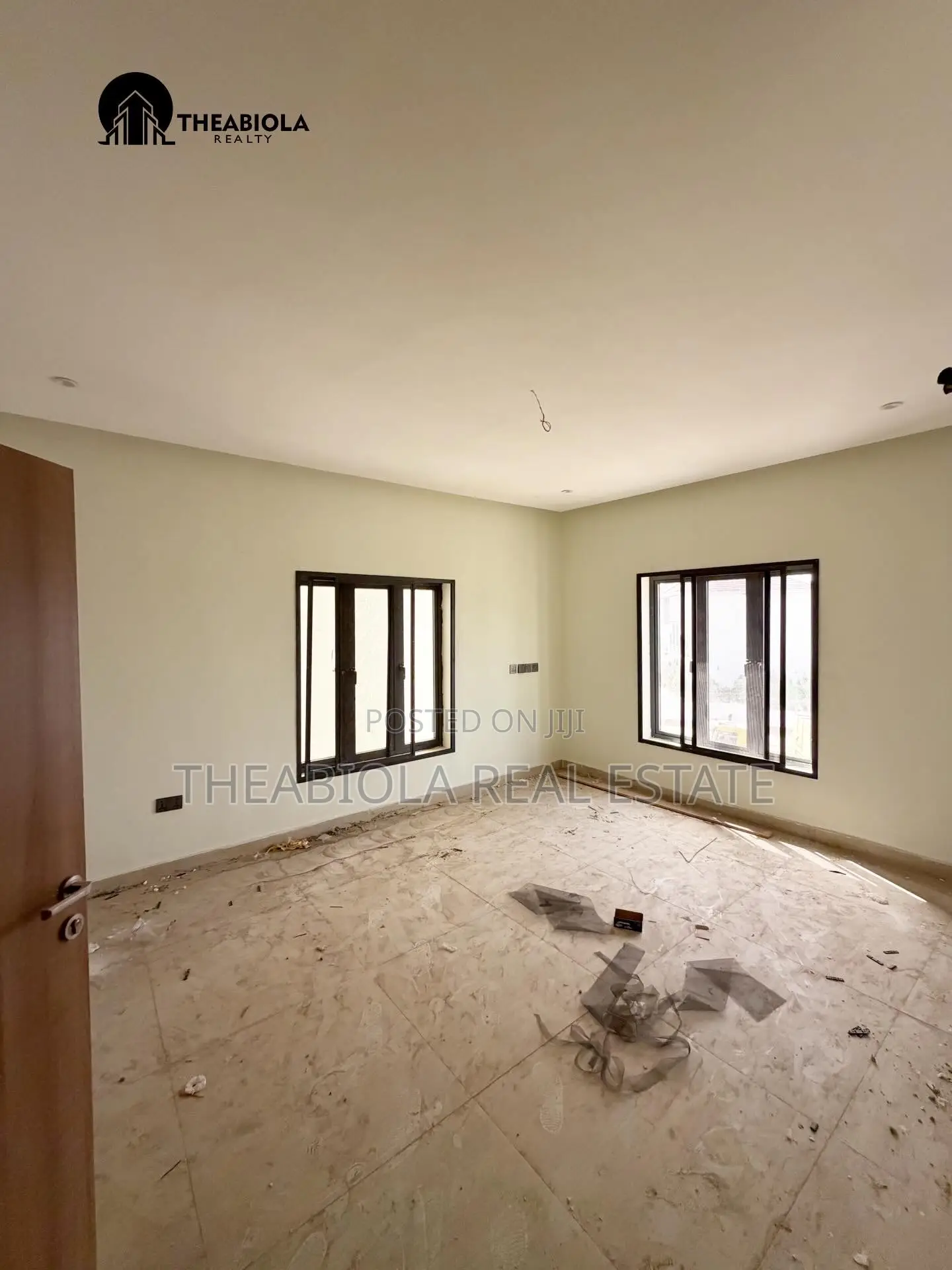4bdrm Townhouse/Terrace in Wuye, Abuja for sale