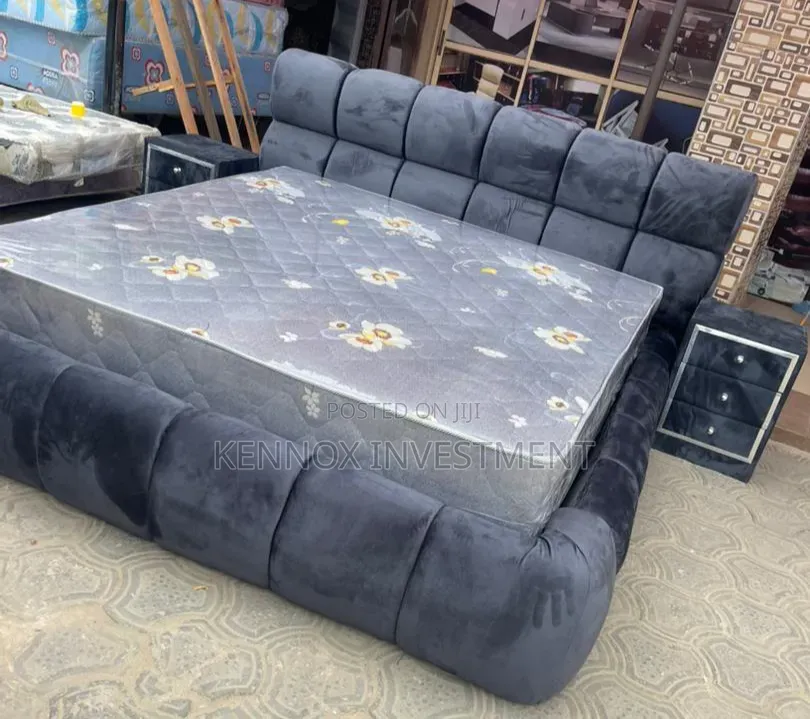 6 X 6 Quality 2 Different Bubble Bedframe 