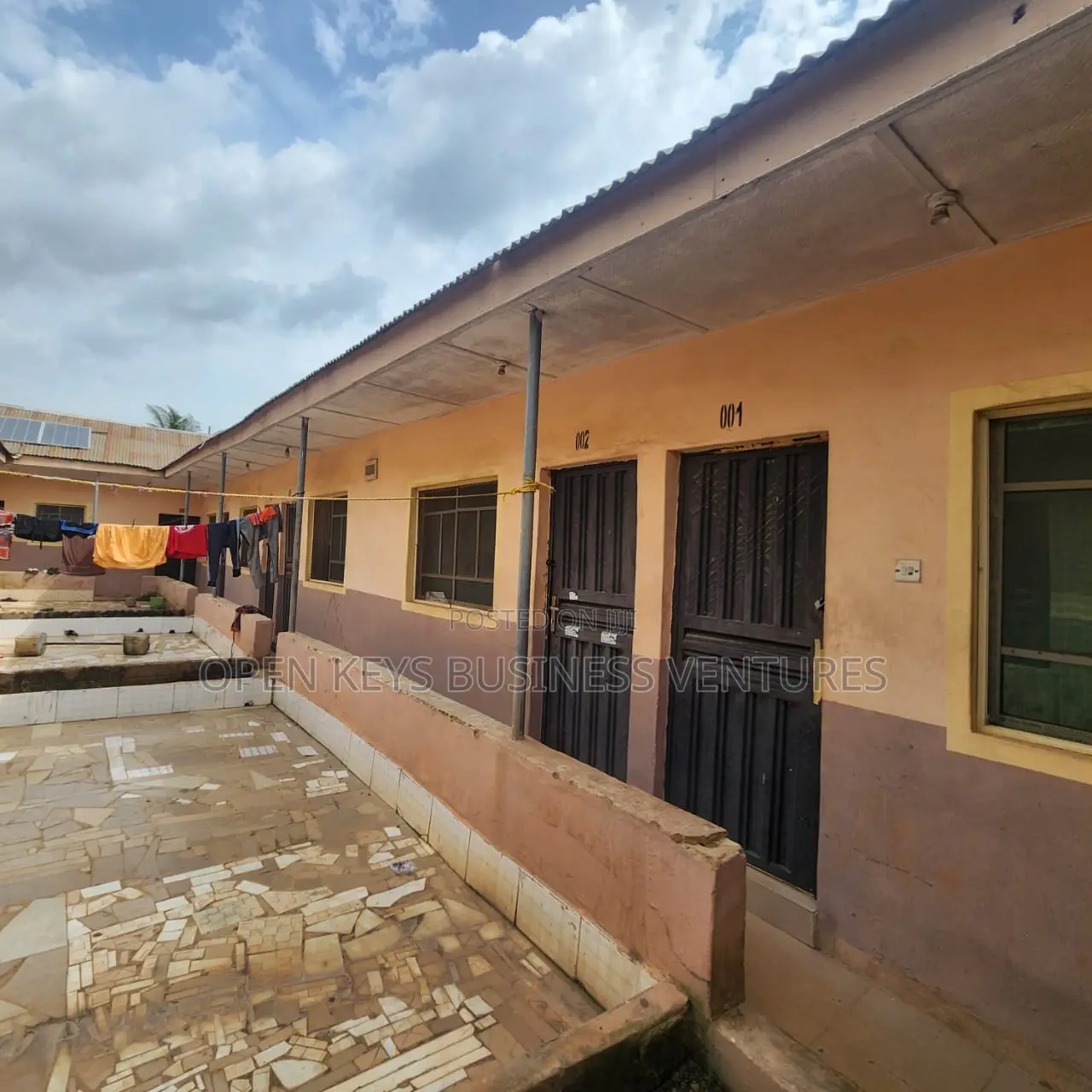 12bdrm Bungalow in Awotan, Ibadan Polytechnic/University for sale