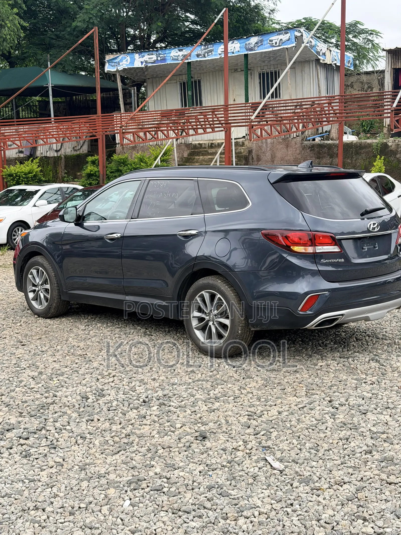 Hyundai Santa Fe SE AWD 2017 Gray