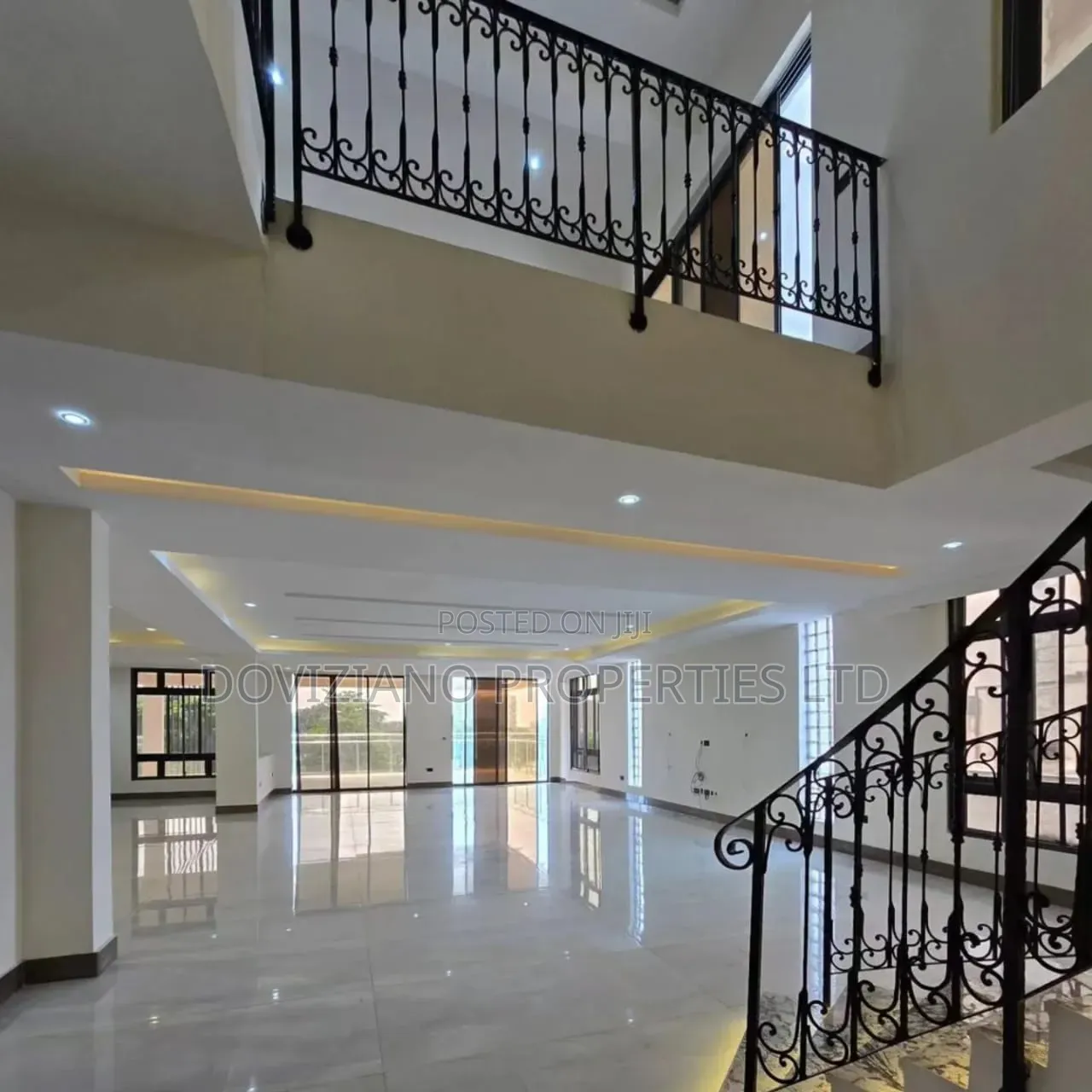 3bdrm Apartment in Lekki Phase 1 for rent