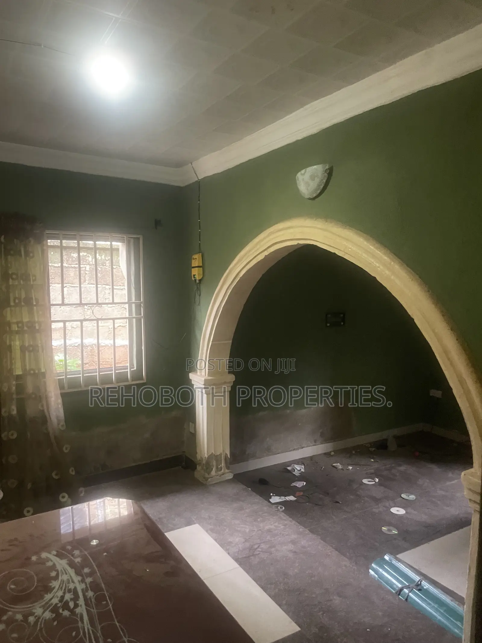 3bdrm Bungalow in Ire Akari Quaters, Akala Express for rent