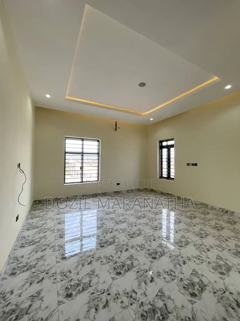 5bdrm House in Karsana for sale