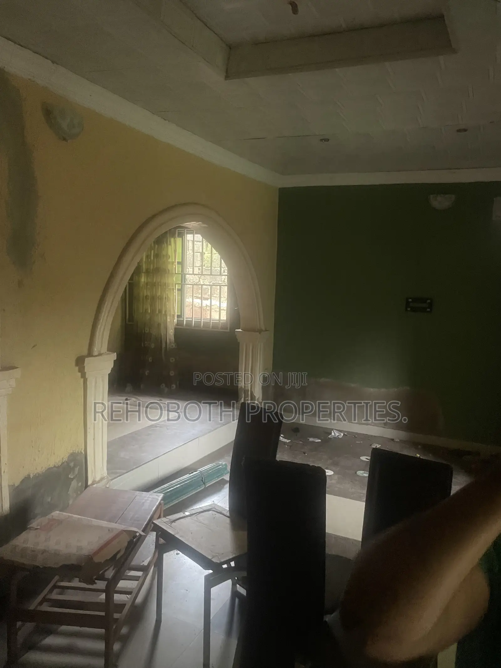 3bdrm Bungalow in Ire Akari Quaters, Akala Express for rent