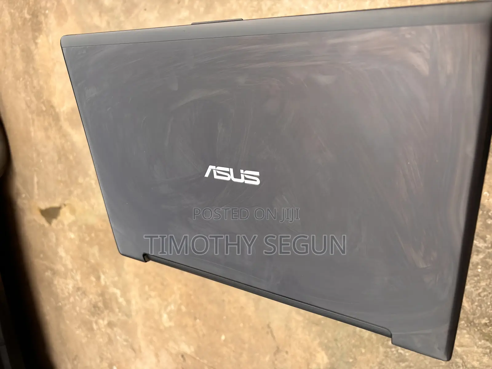 Laptop Asus VivoBook S550CA 6GB Intel Core i3 SSD 700GB