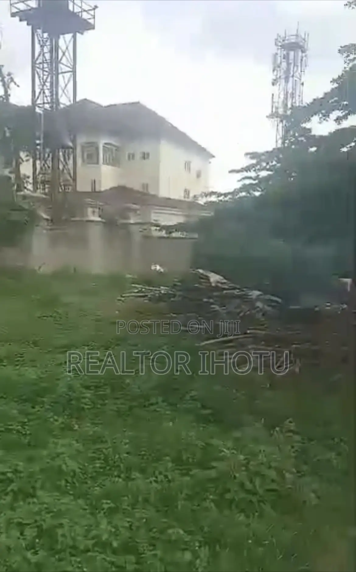 1,300sqm, Residential, C of O, Tarred Road