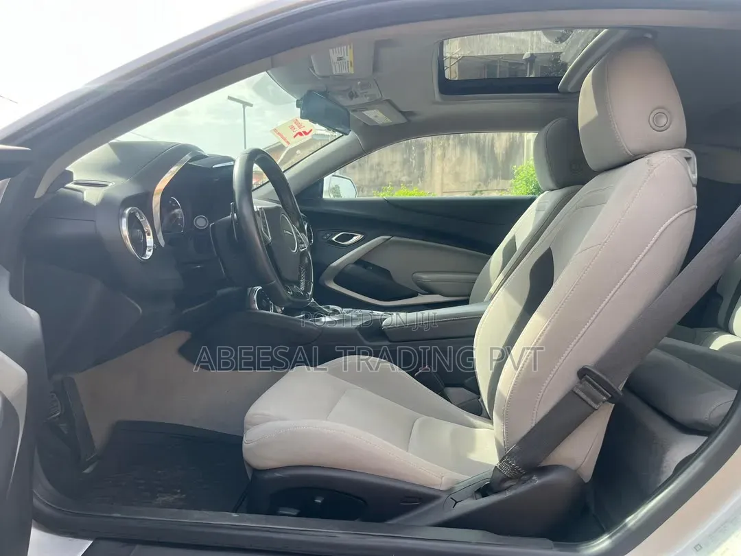 Chevrolet Camaro 2018 Silver