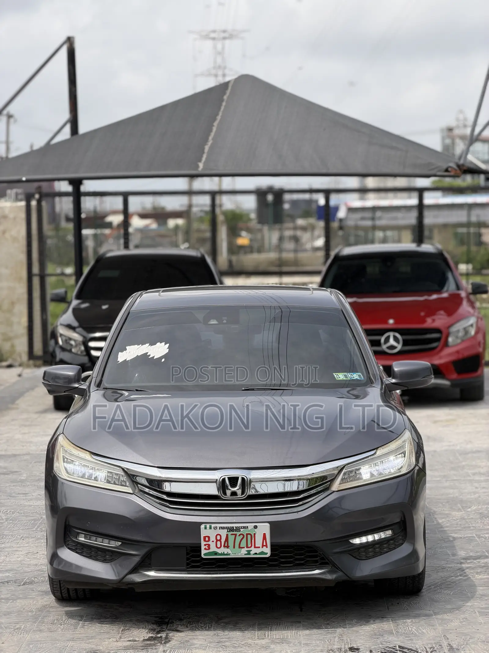 Honda Accord Touring 4dr Sedan FWD (3.5L 6cyl 6A) 2016 Gray
