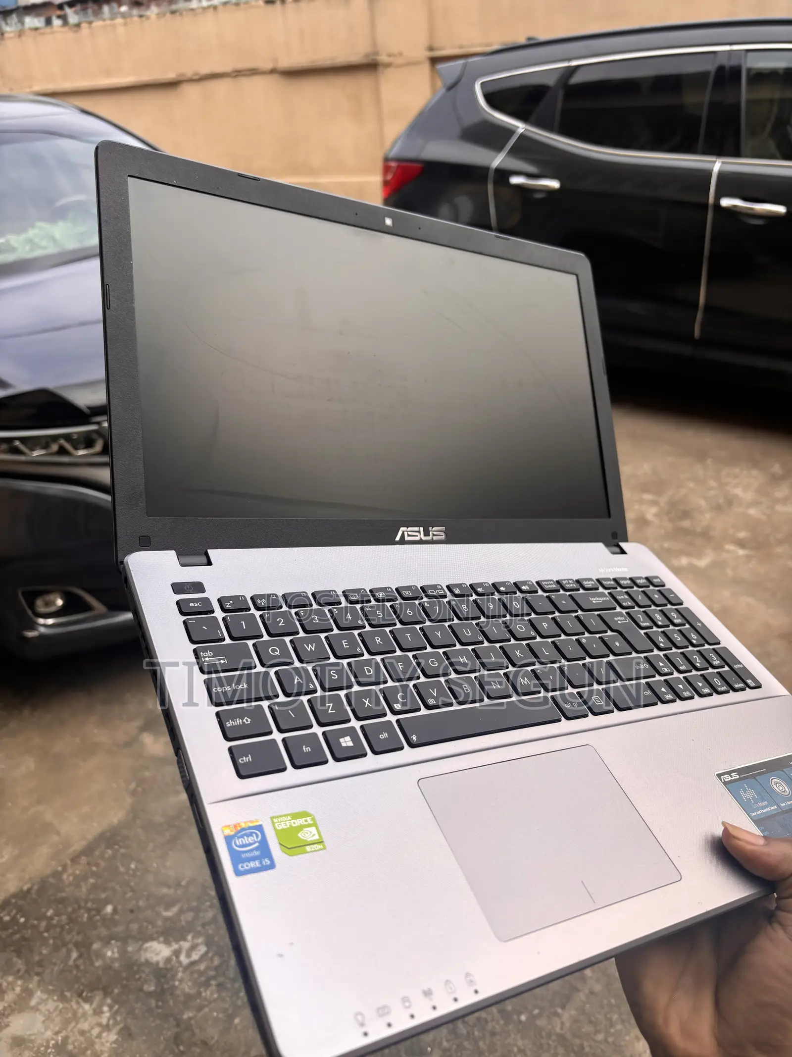 Laptop Asus 8GB Intel Core i5 SSD 1T