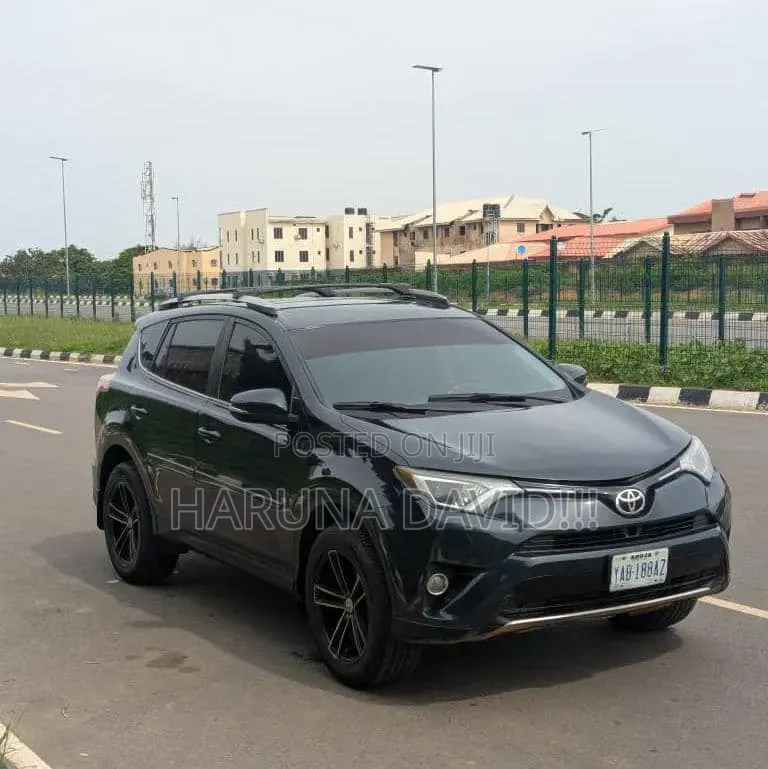 Toyota RAV4 2015 Black