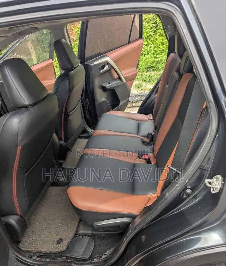 Toyota RAV4 2015 Black