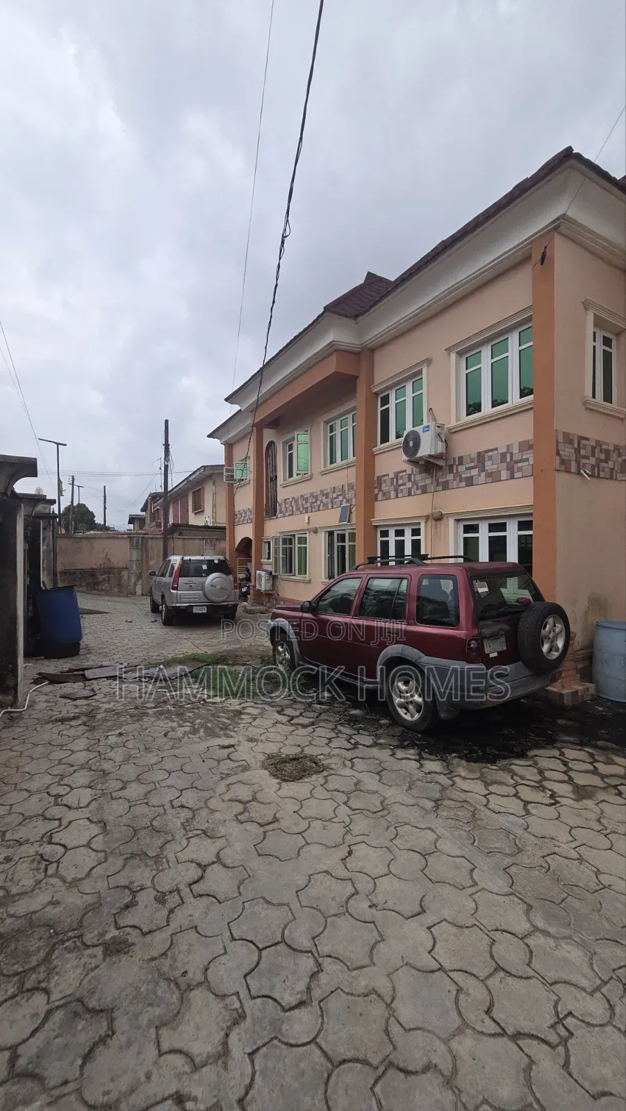 13bdrm Block of Flats in Old Bodija Estate for sale