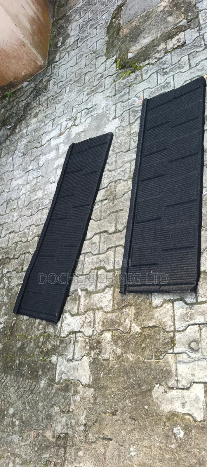 Original and Solid Black Shingle Stone Coated Roofing