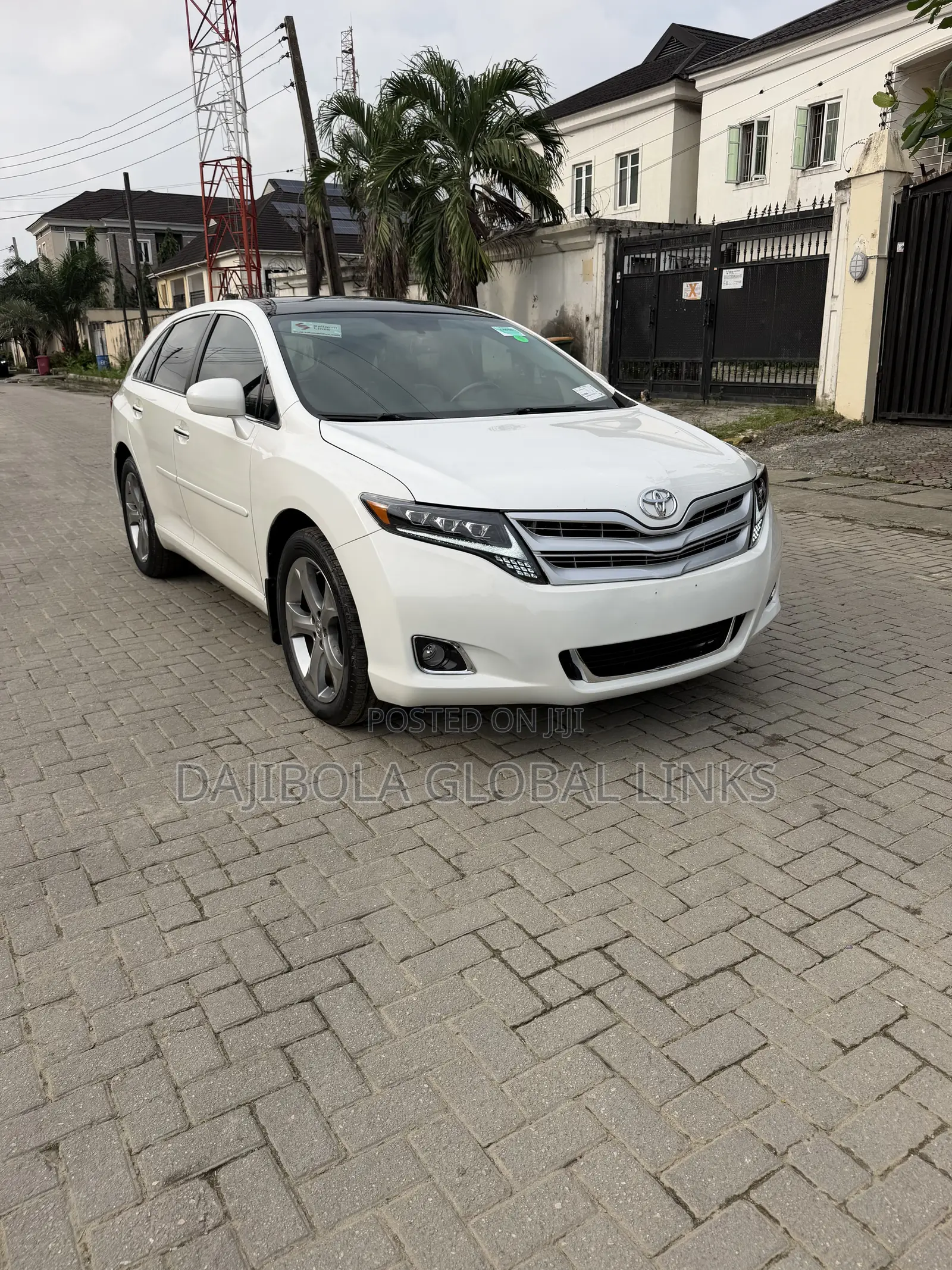 Toyota Venza AWD 2011 White
