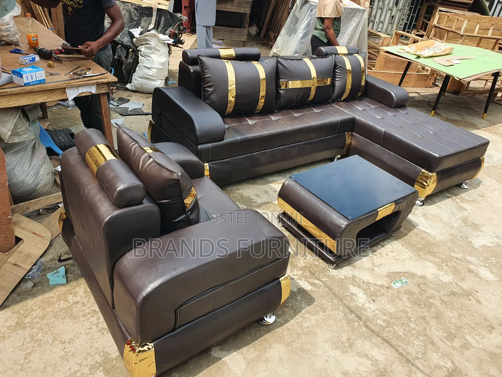 Good Quality Leather Sofa Lshap Center Table With Single Seater
