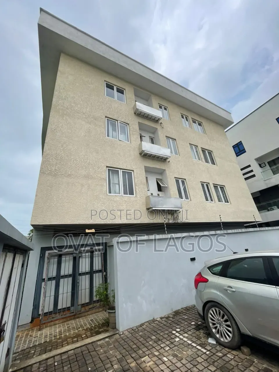 3bdrm Apartment in Ikate for sale