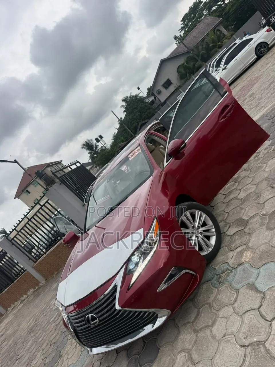 Lexus ES 2014 Red