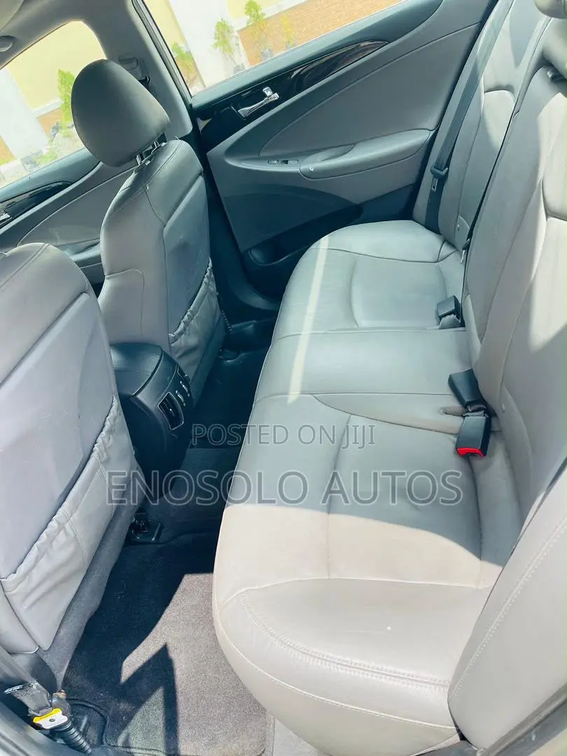Hyundai Sonata 2013 Silver