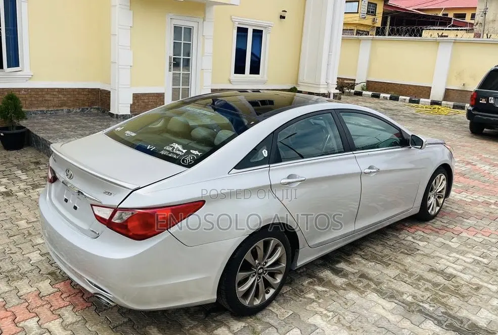 Hyundai Sonata 2013 Silver