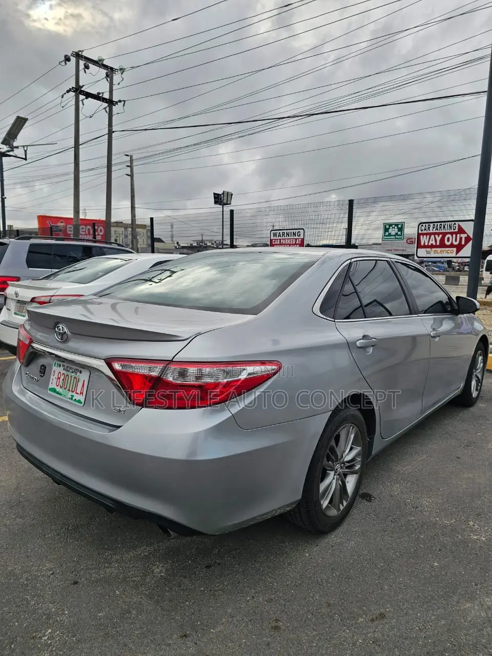 Toyota Camry SE 4dr Sedan (2.5L 4cyl 6A) 2016 Silver