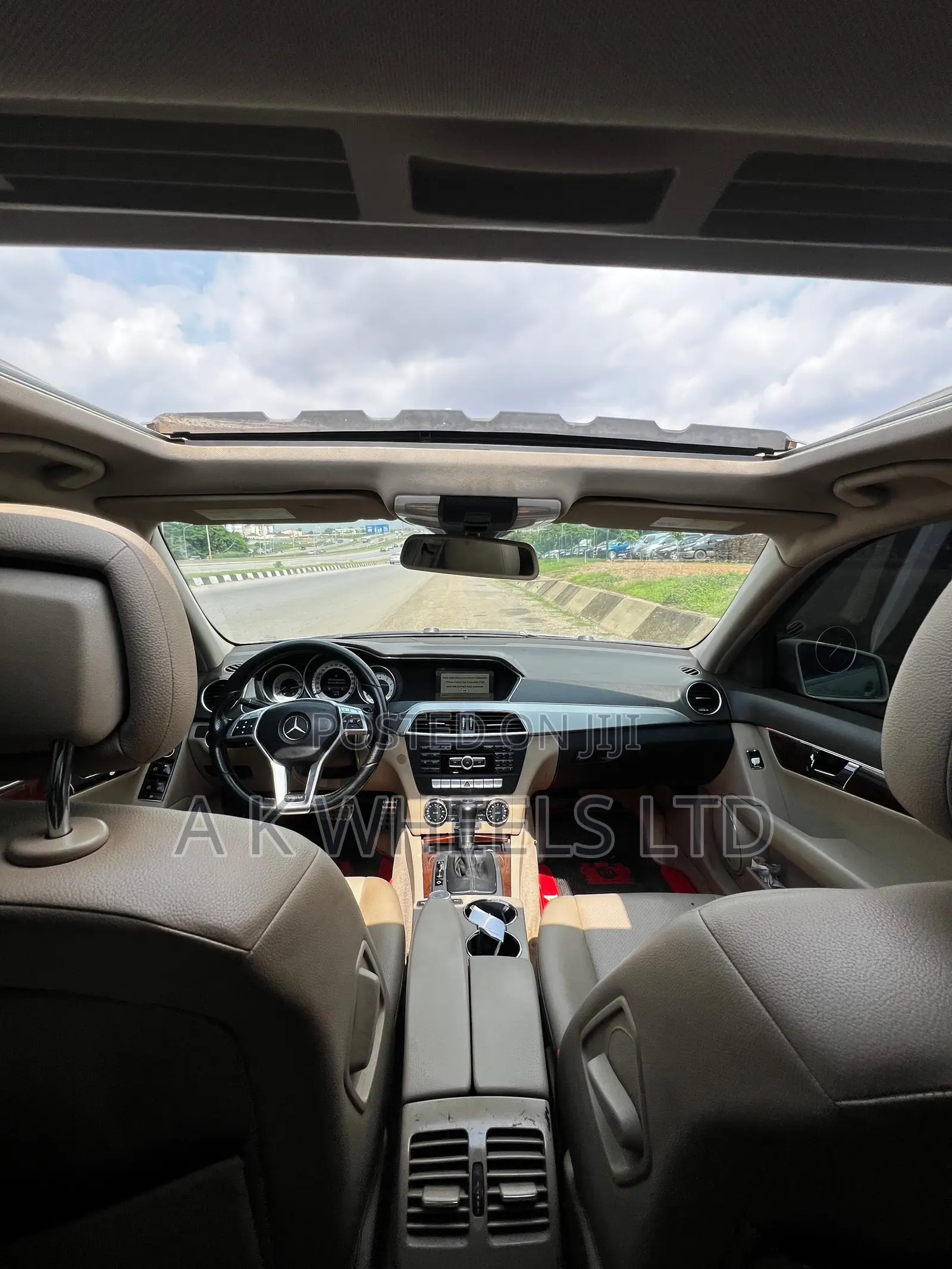 Mercedes-Benz C300 Luxury 4Matic Sedan AWD (3.0L 6cyl 7A) 2010 White