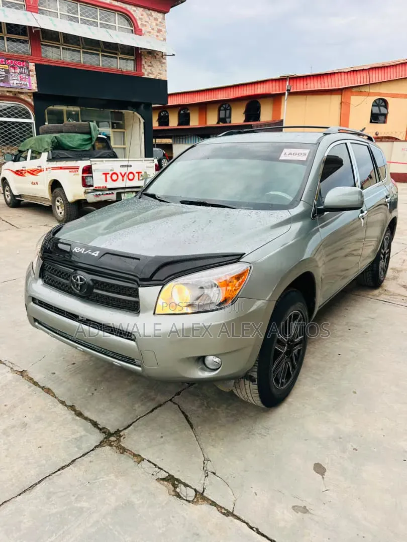 Toyota RAV4 2007 Green
