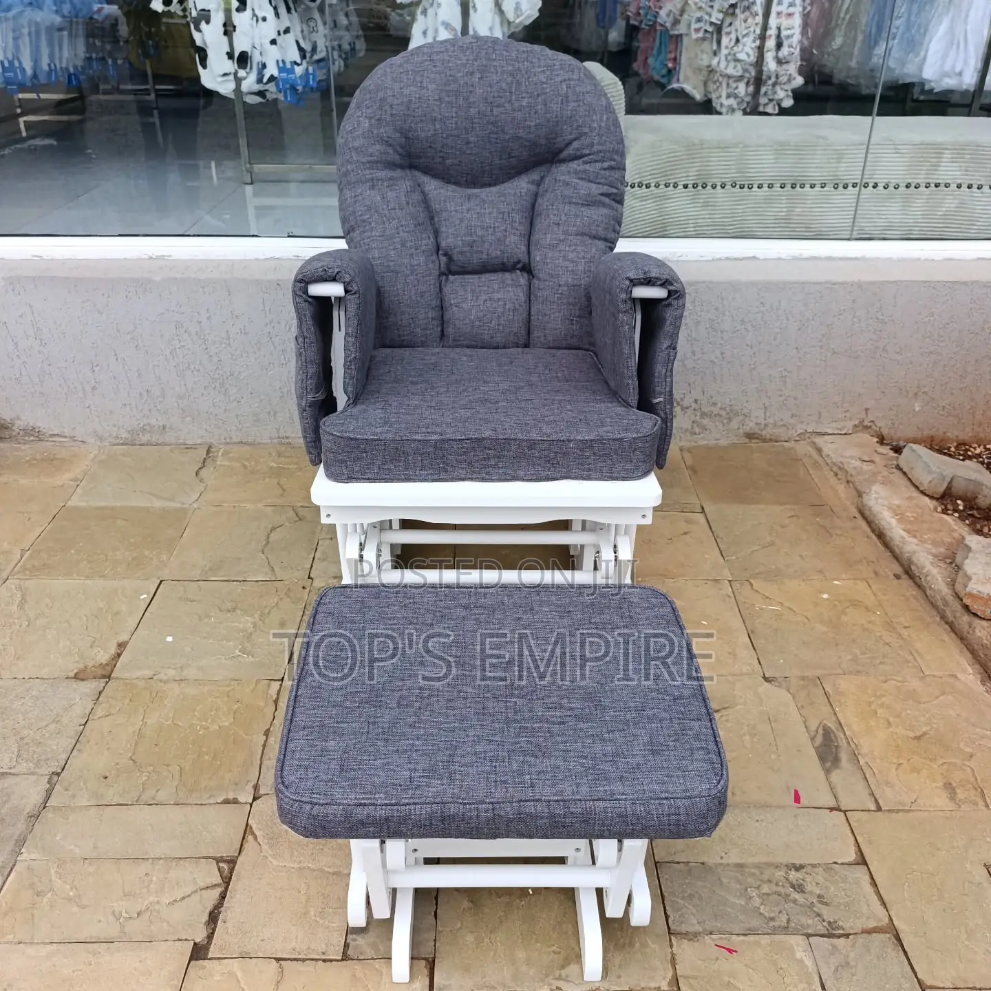 Comfortable Nursing Chair With Ottoman for Mom Baby