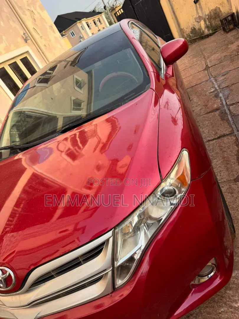 Toyota Venza Limited 2010 Red
