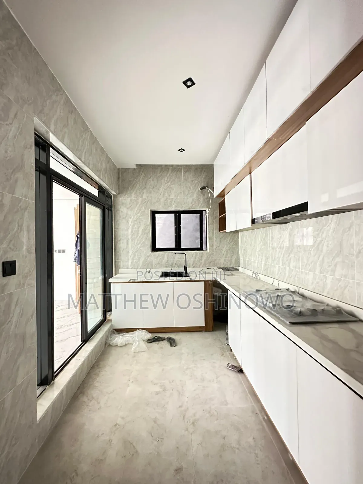 Furnished 2bdrm Duplex in Lekki, Ikate for sale