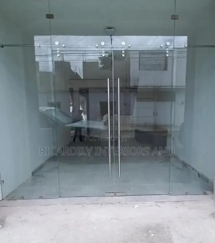 Frameless Tempered Glass Entrance Doors