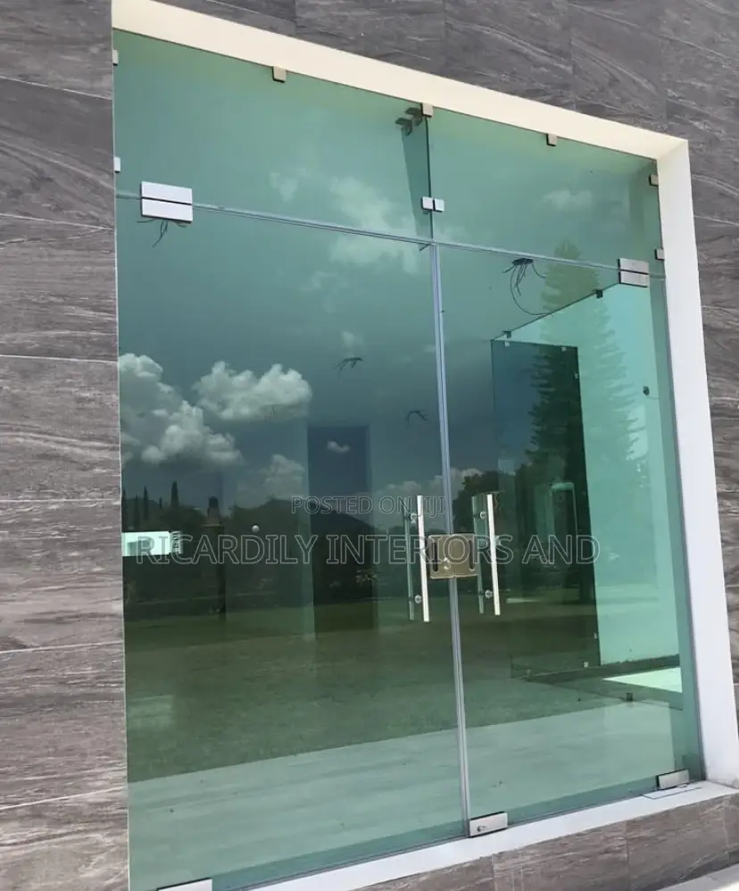 Frameless Tempered Glass Entrance Doors