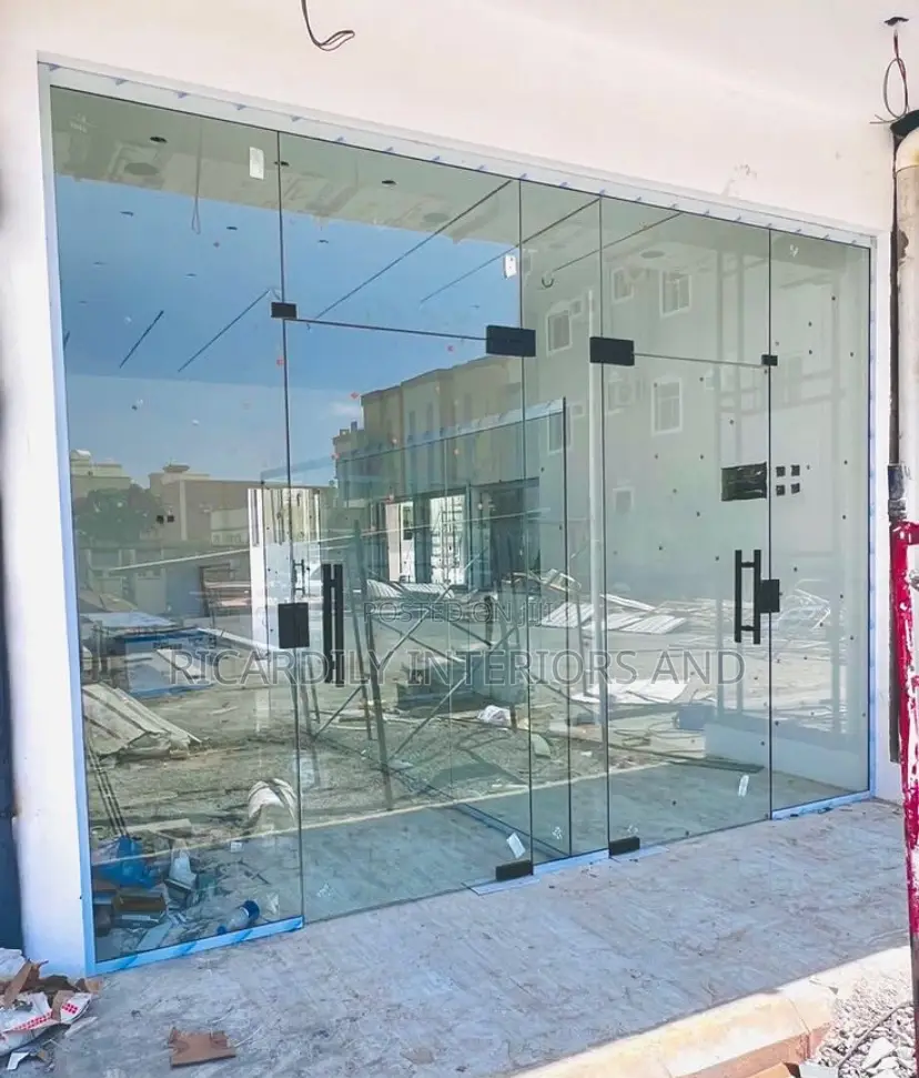 Frameless Tempered Glass Entrance Doors