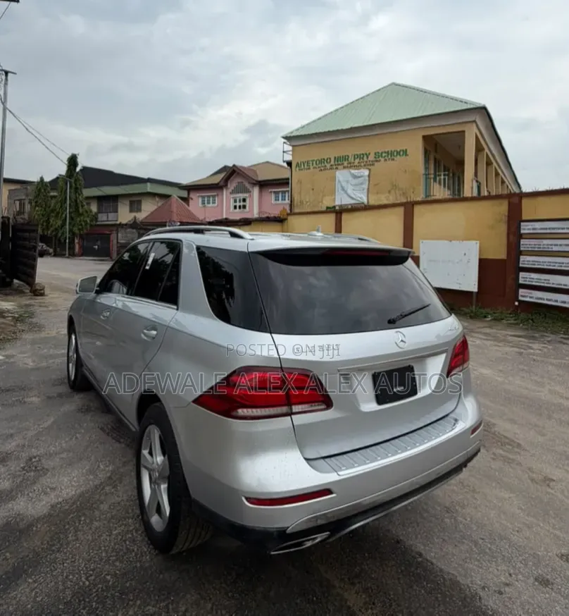Mercedes-Benz GLE-Class 2016 Silver