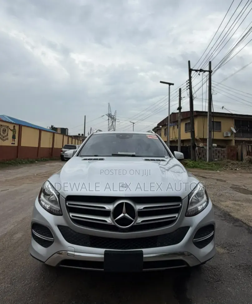 Mercedes-Benz GLE-Class 2016 Silver