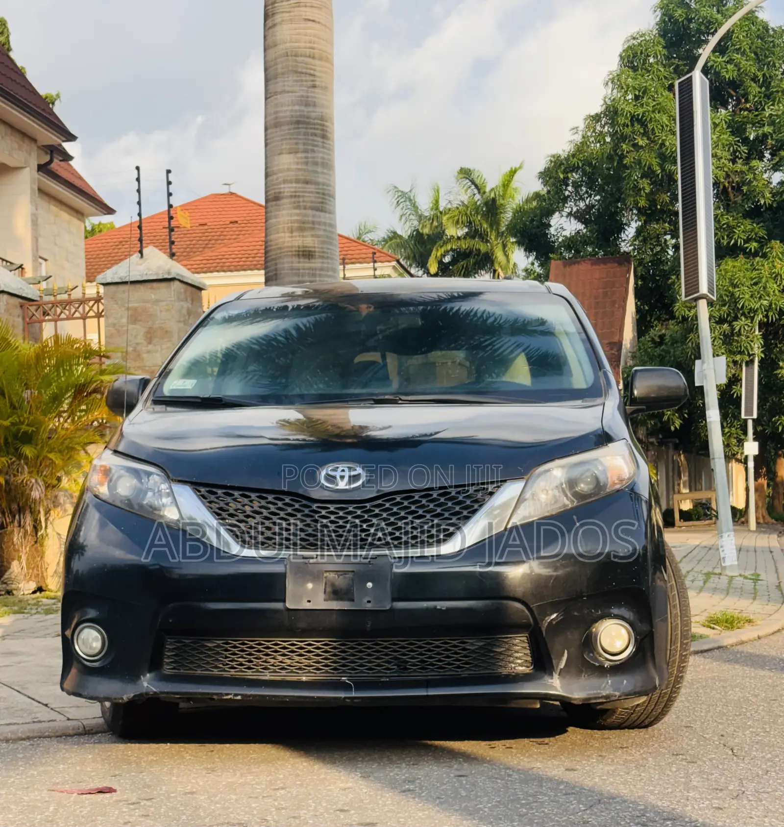 Toyota Sienna 2011 Black