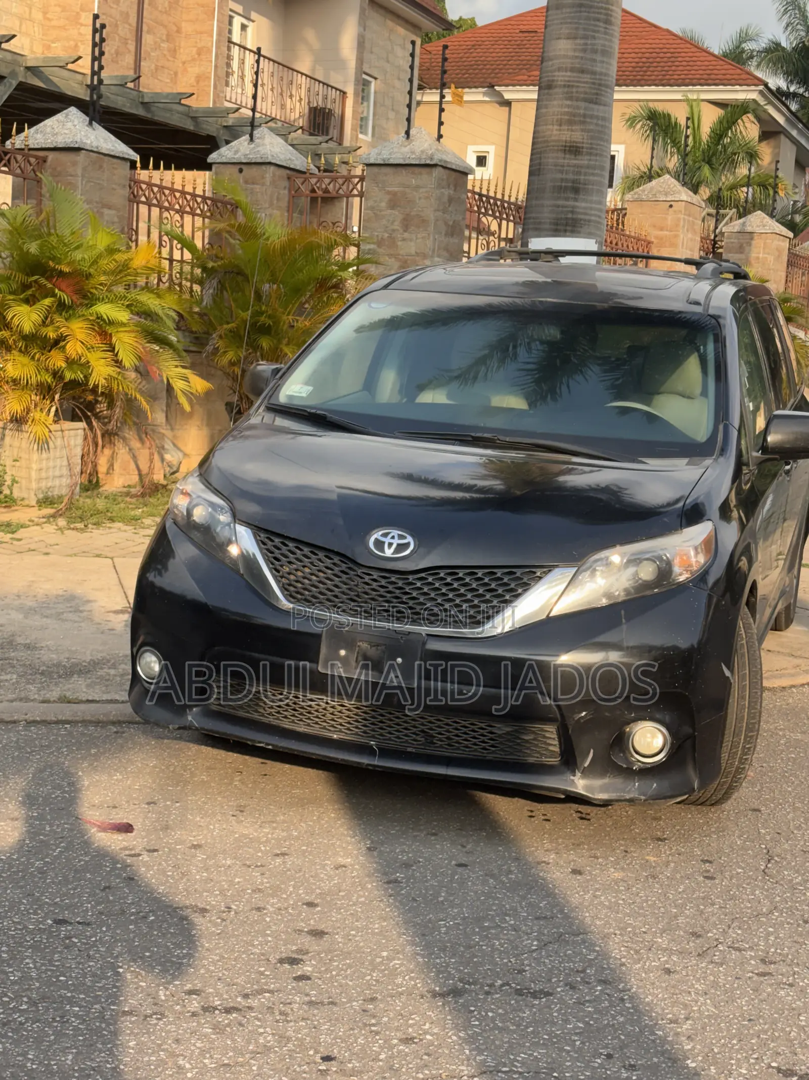 Toyota Sienna 2011 Black
