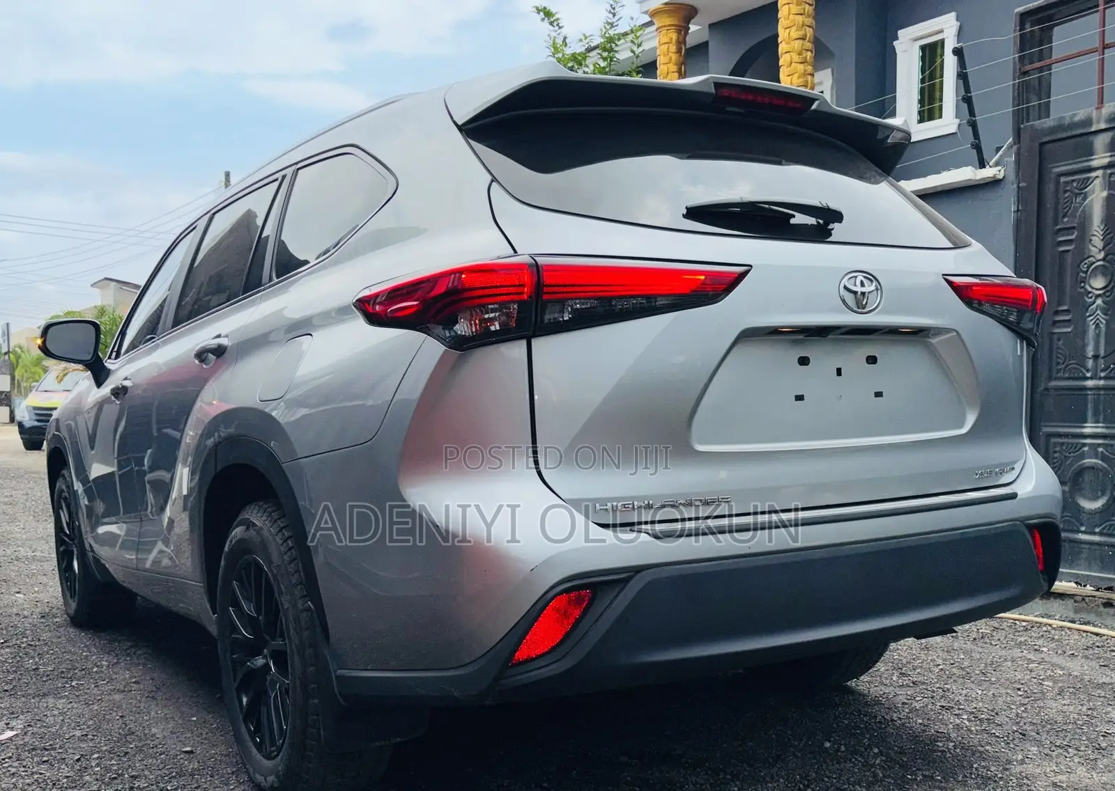 Toyota Highlander XLE AWD 2023 Silver