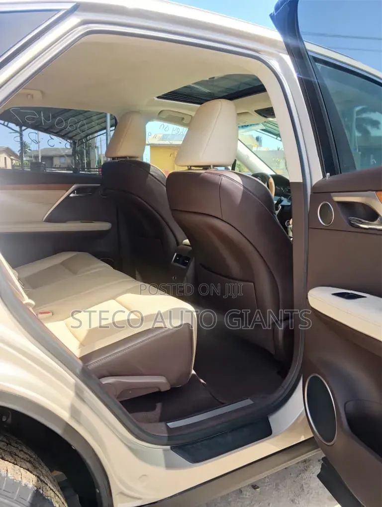 Lexus RX 2018 Silver