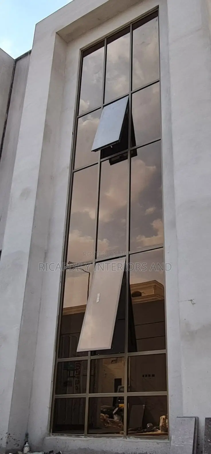 Aluminum Frameless Glass Window