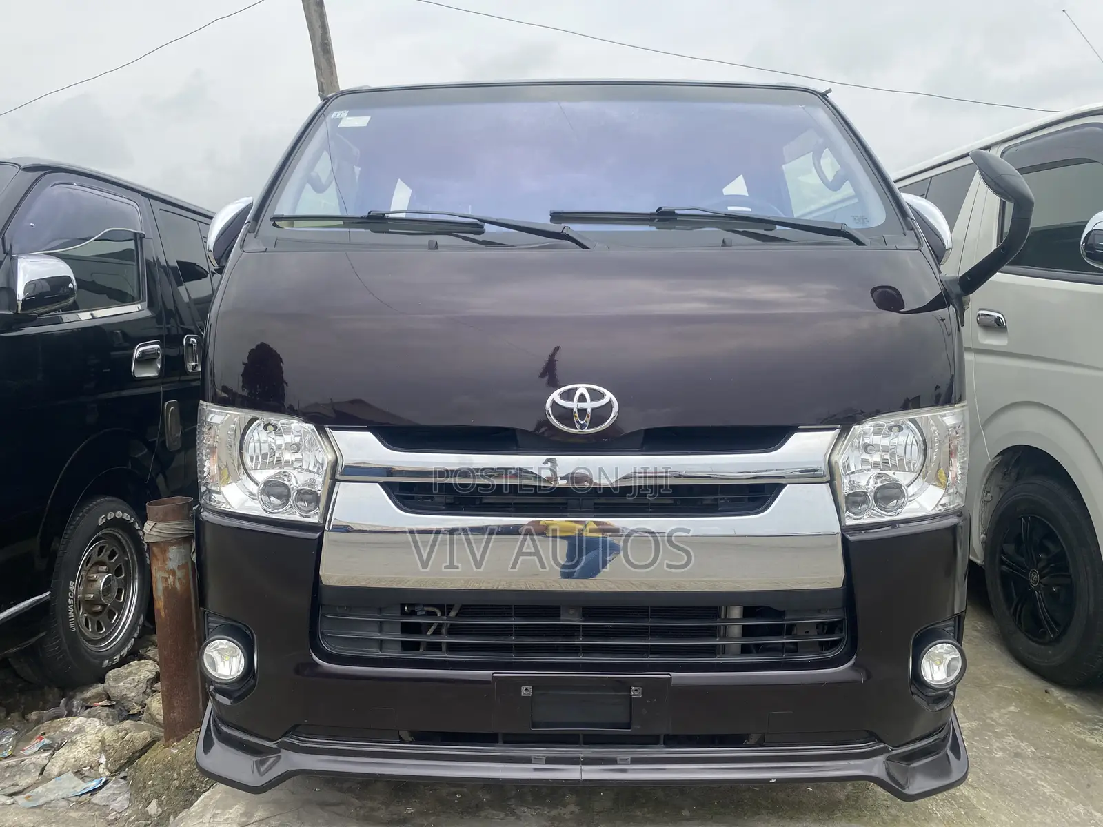 Toyota HiAce 2017