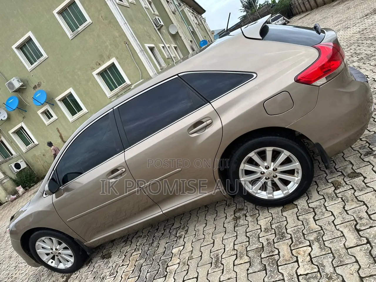 Toyota Venza 2010 Gray