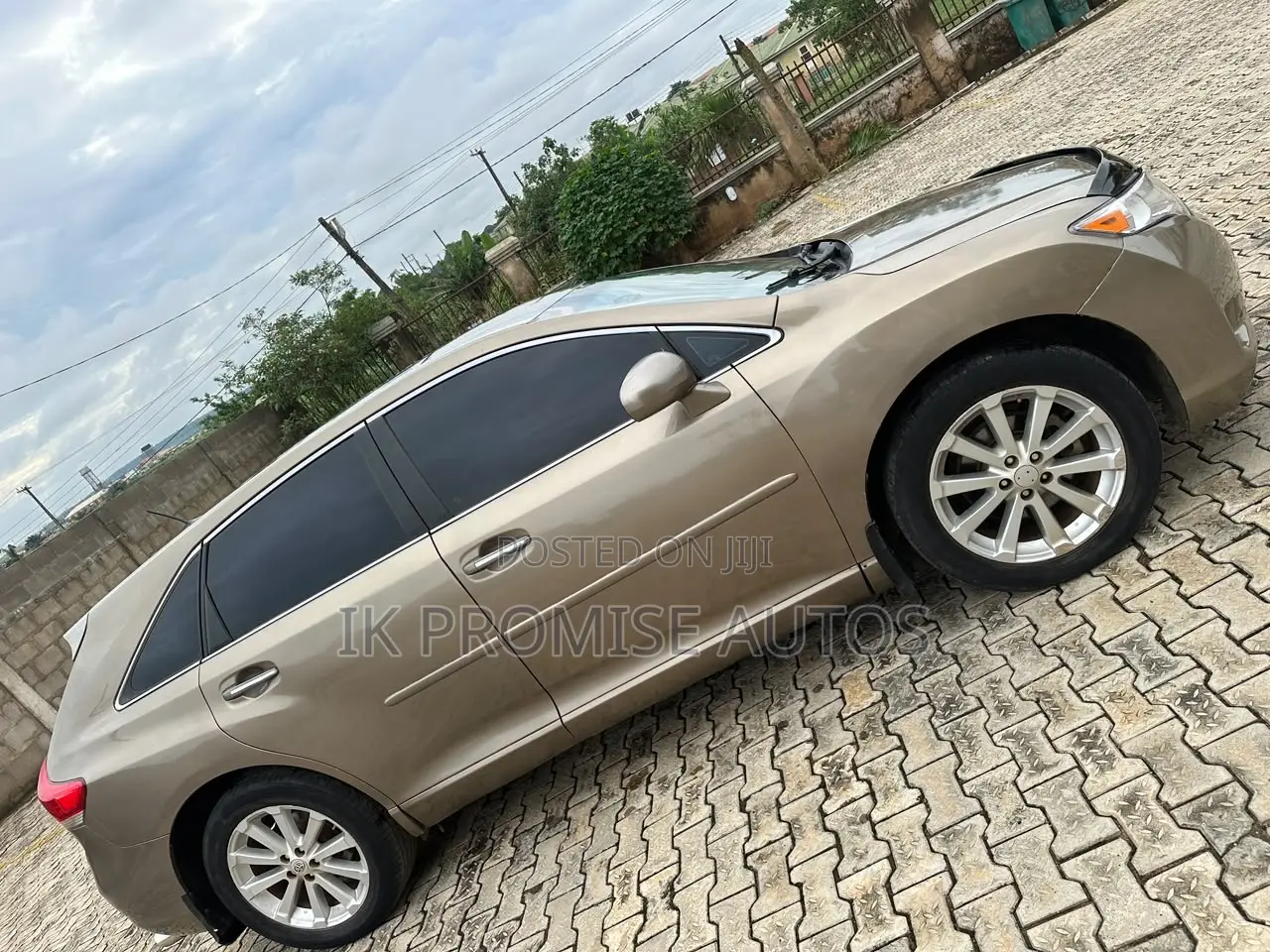 Toyota Venza 2010 Gray