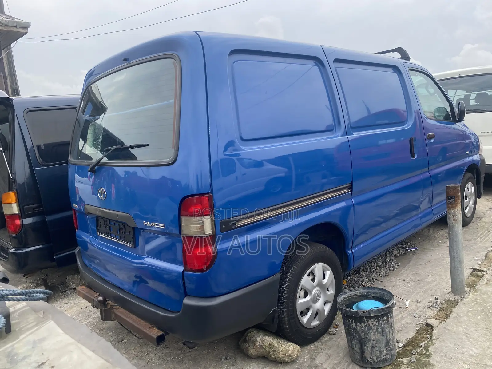 Toyota HiAce 2008 Blue