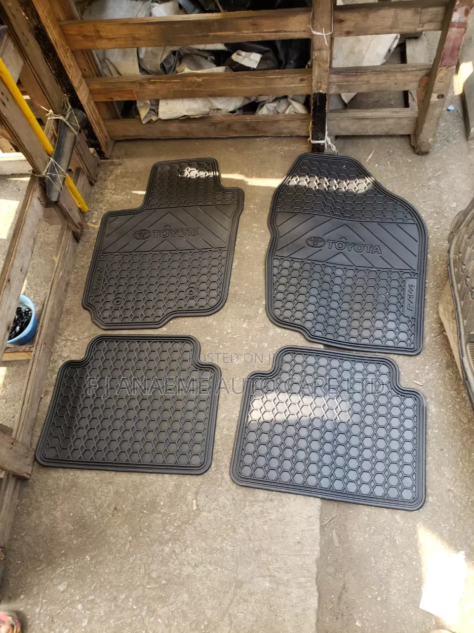 Toyota Follow Come Tokunbo Footmat for All Kinds of Toyota Car and SUV