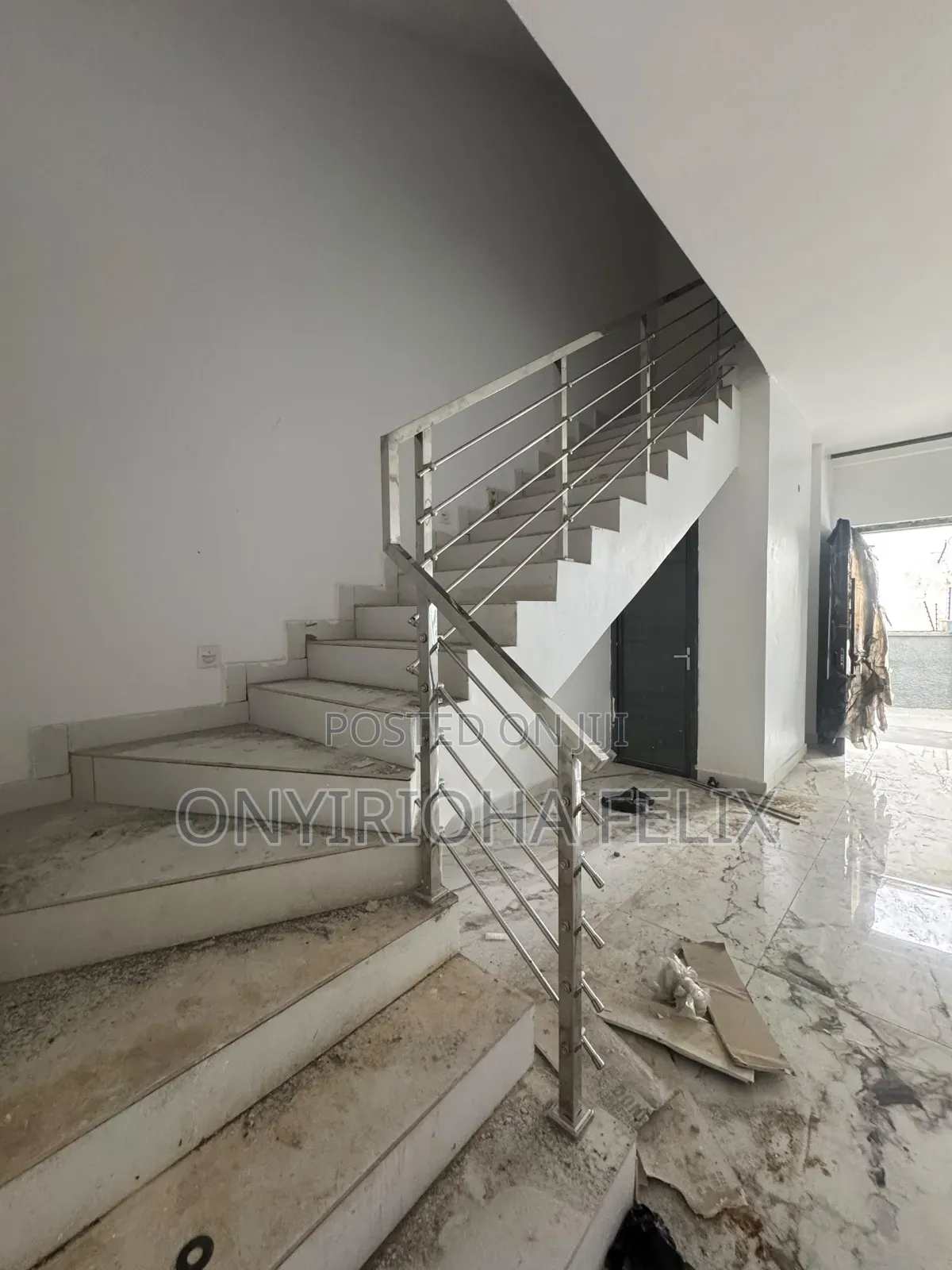 4bdrm Townhouse / Terrace in Jabi Main for rent