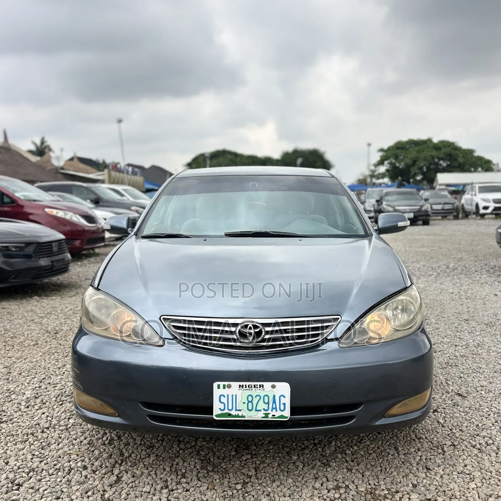 Toyota Camry LE 4dr Sedan (2.4L 4cyl 5A) 2005 Silver