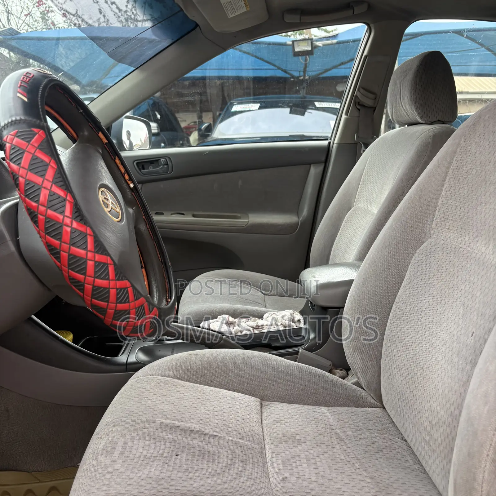 Toyota Camry LE 4dr Sedan (2.4L 4cyl 5A) 2005 Silver