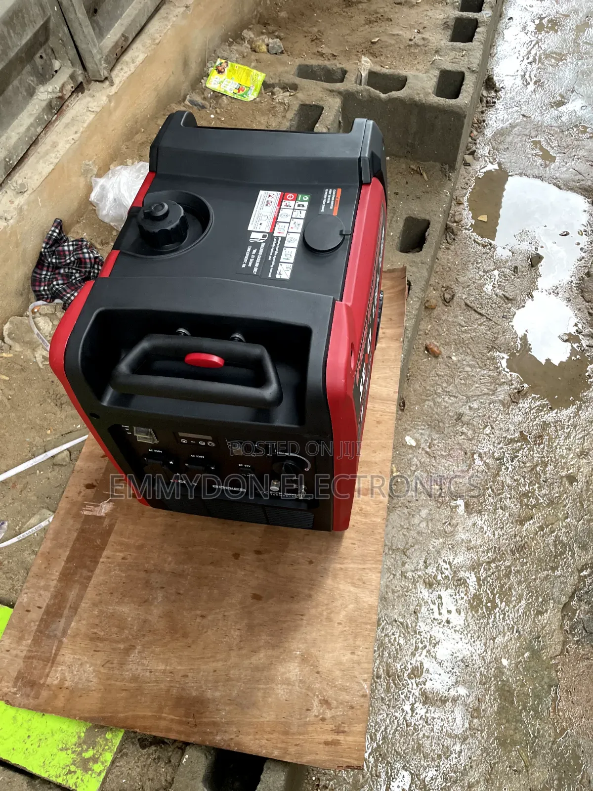 SENCI SC7800iES Emergency Backup Generator